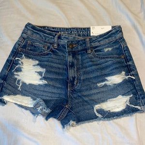 American Eagle shorts!
